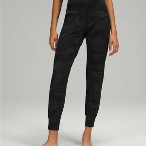 Lululemon Heritage 365 Camo Deep Coal Multi joggers